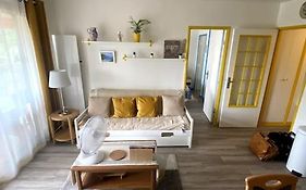 Logement cosy, situé entre ciel et mer